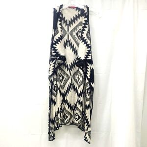 Long Open Vest Southwest Tribal Print Black & White Knit Stretchy Boho Country